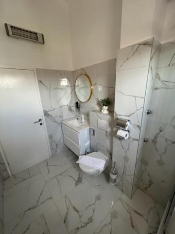 Apartments And Rooms Diana Zadar Exterior foto