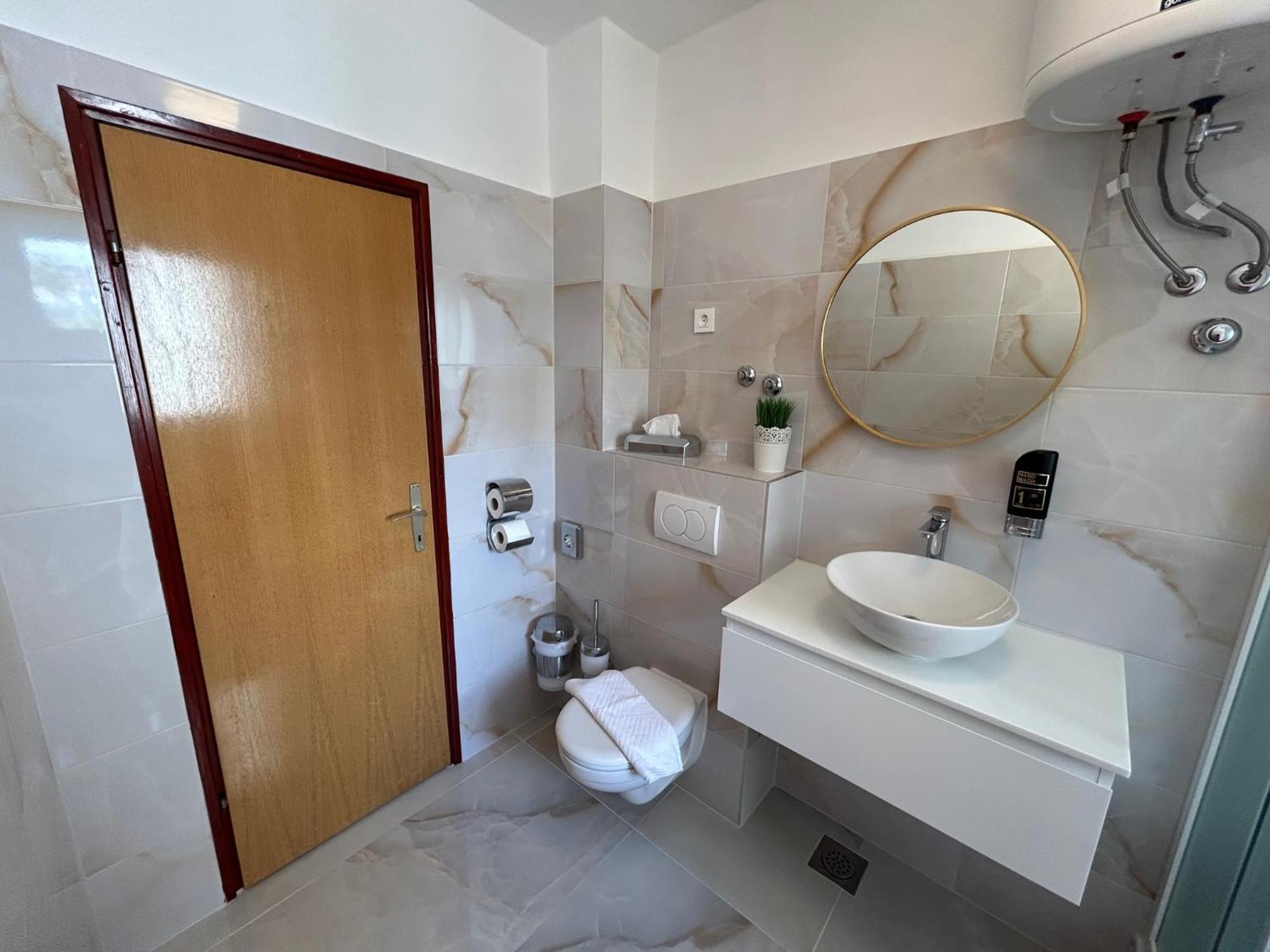 Apartments And Rooms Diana Zadar Exterior foto